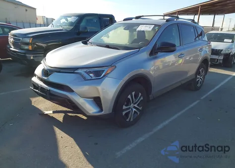 2018 Toyota Rav4 Le z USA, uszkodzony, nr VIN JTMZFREV2JJ210285